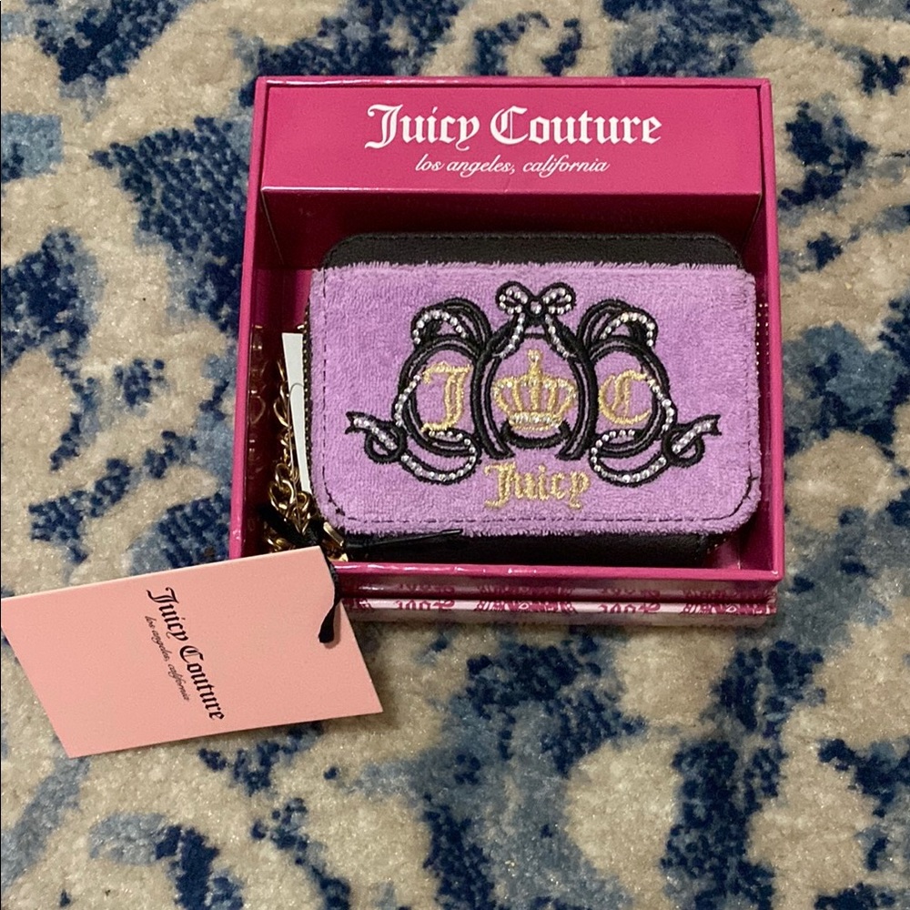 💛💜NEW LOVERS CLUB 💜💛Juicy Couture Lavender Card Holder with Gold Embroidery